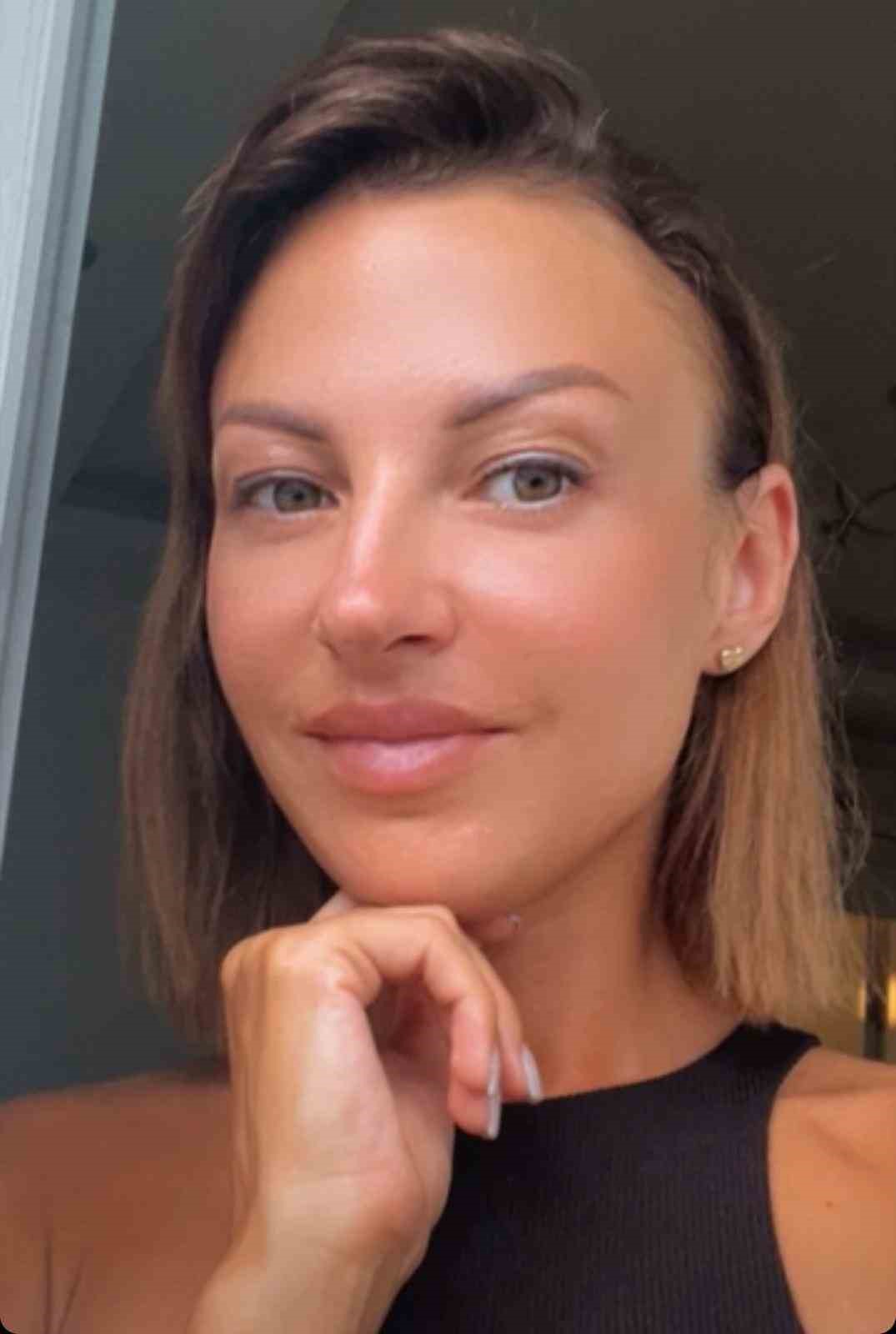 Eşini sokak ortasında sopayla darbettiği iddia edilen sanığa 19 yıl hapis
Eşini sokak ortasında sopayla darbettiği iddia edilen sanığa 19 yıl hapis