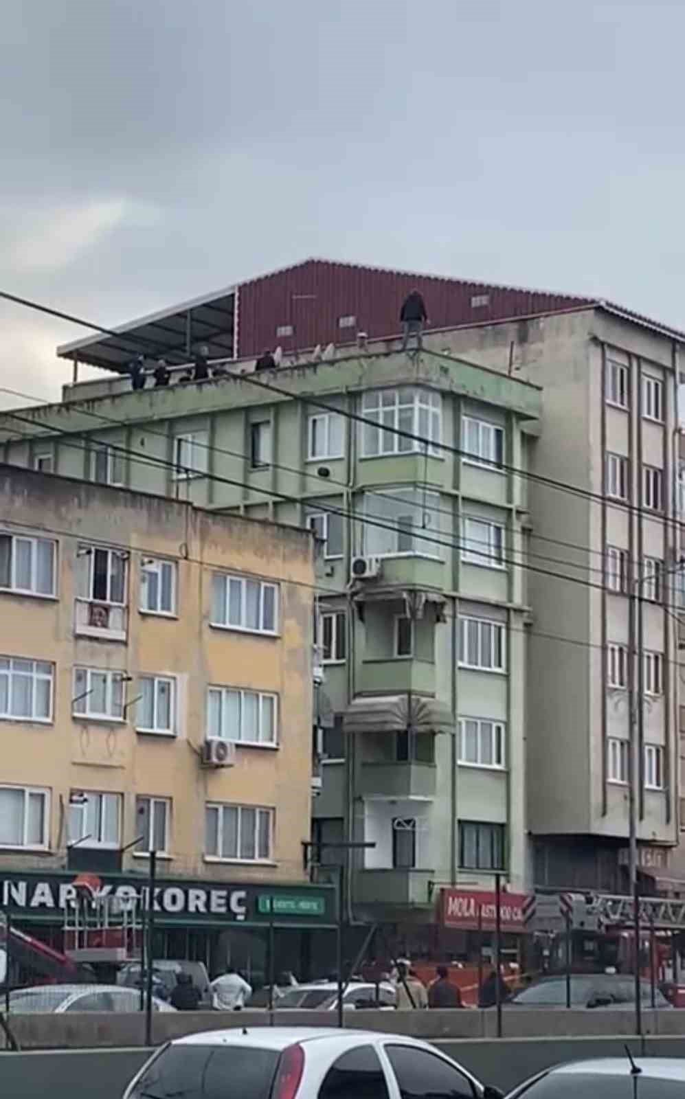 Eşiyle kavga edince barışmak için intihara kalkıştı
