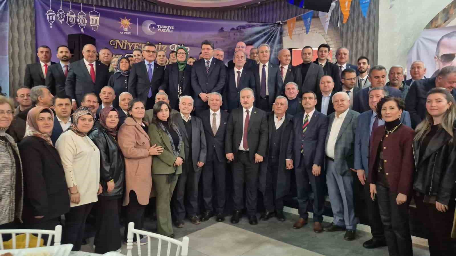 Eski Adalet Bakanı Tunç: "Son 23 yılda terörizme neden olan tüm unsurları ortadan kaldırdık"
