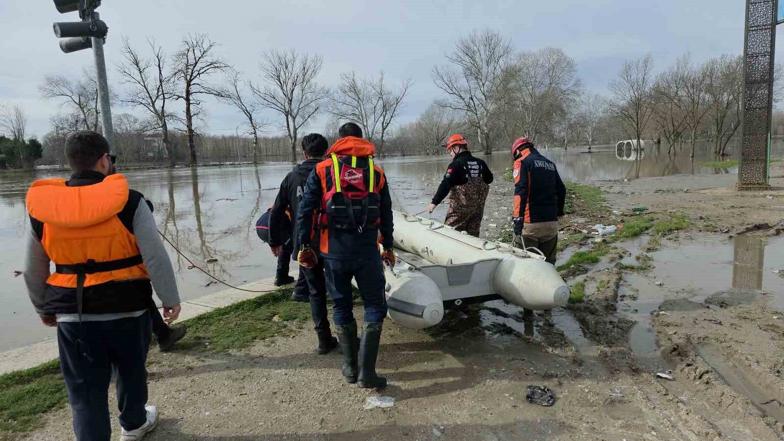 Eski Edirne Belediye Başkanı Hamit Sedefçi botla bahçesinden tahliye edildi
