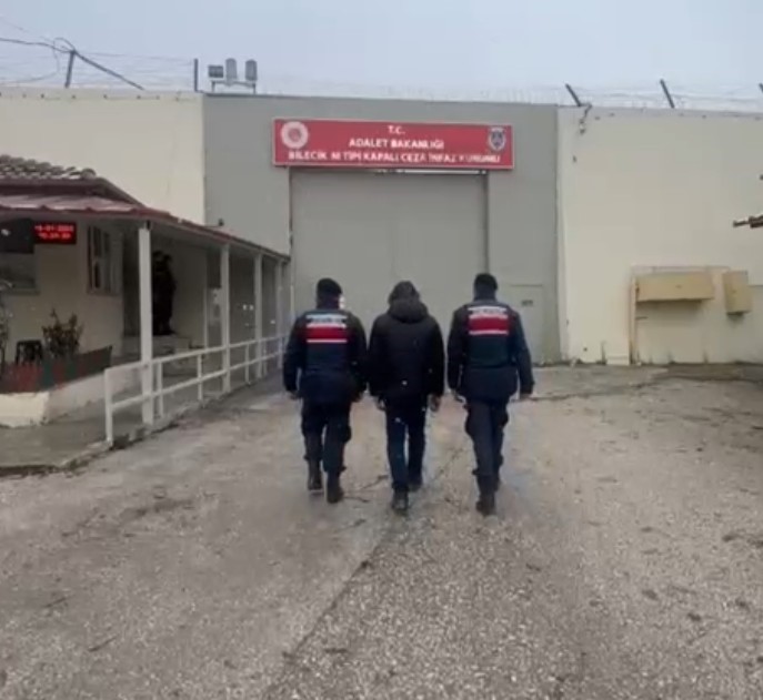 Eski eşinin polis kocasını vuran polis memuru tutuklandı
