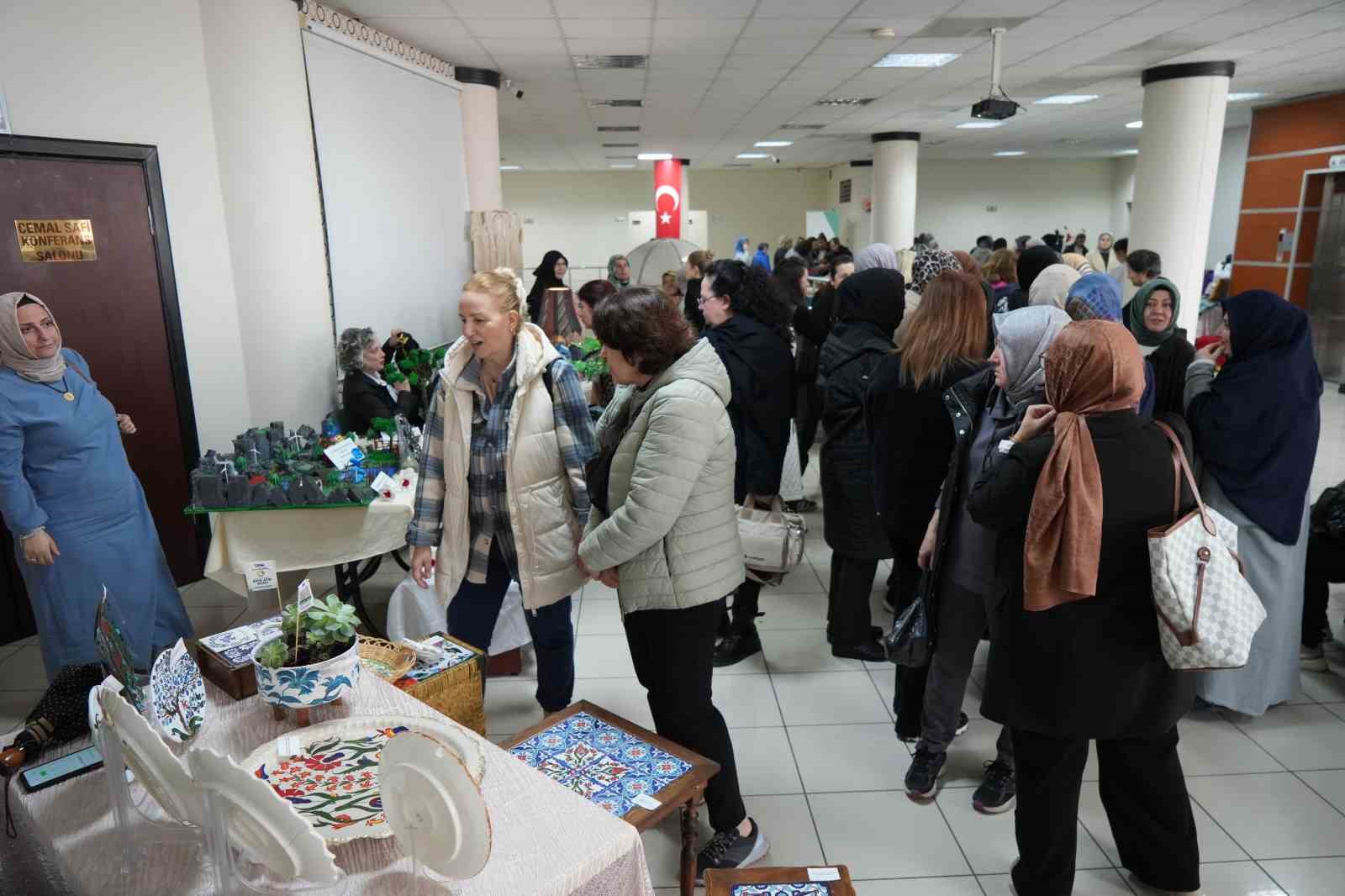 Eski eşyalar yeniden doğdu: İlkadım’da "Sıfır Atık" sergisi
