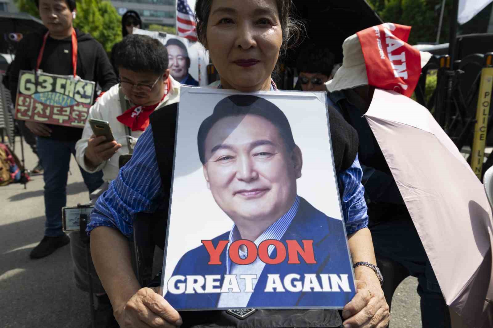 Eski Güney Kore Devlet Başkanı Yoon’a verilen 5 yıllık hapis cezası 7 yıla çıkarıldı
