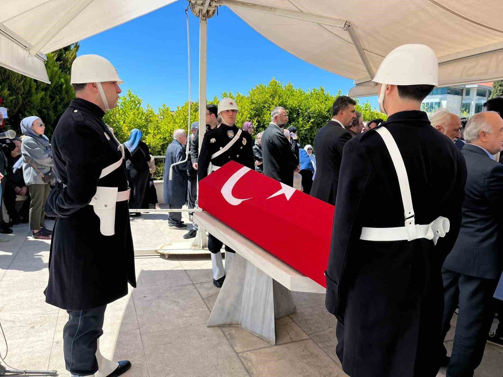 Eski Milletvekili Mehmet Mustafa Açıkalın son yolculuğuna uğurlandı
