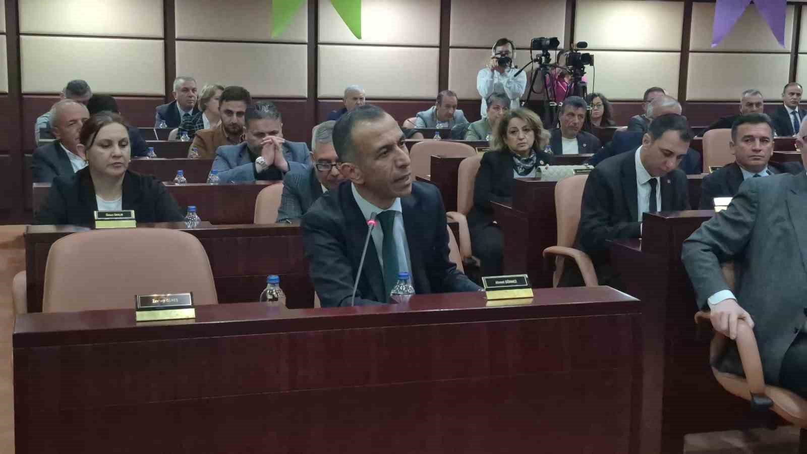 Eskişehir Büyükşehir Belediyesi Meclisi’nde ESKİ gerginliği
