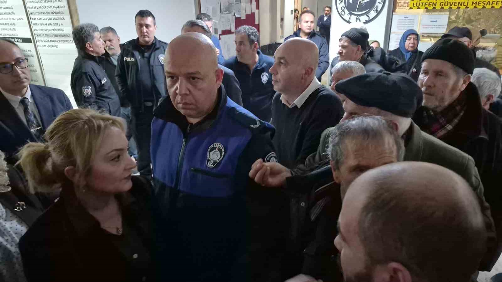 Eskişehir Büyükşehir Belediyesi’nde gerginlik
