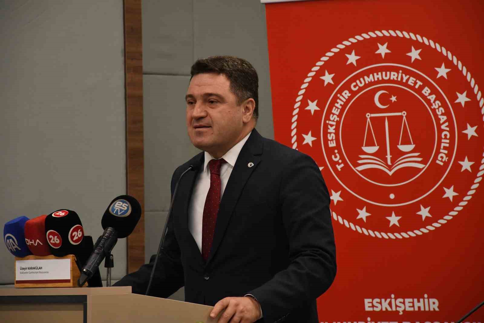 Eskişehir Cumhuriyet Başsavcılığı üniversite öğrencilerini uyardı
