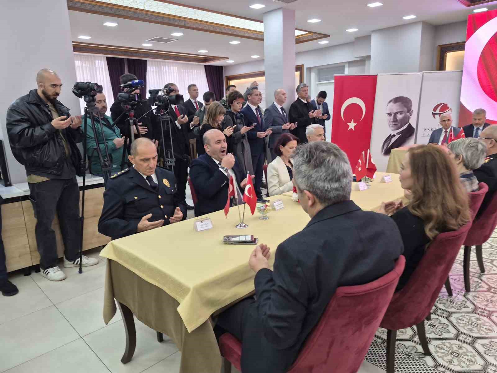 Eskişehir Valiliği bayramlaşma programında birlik mesajı
