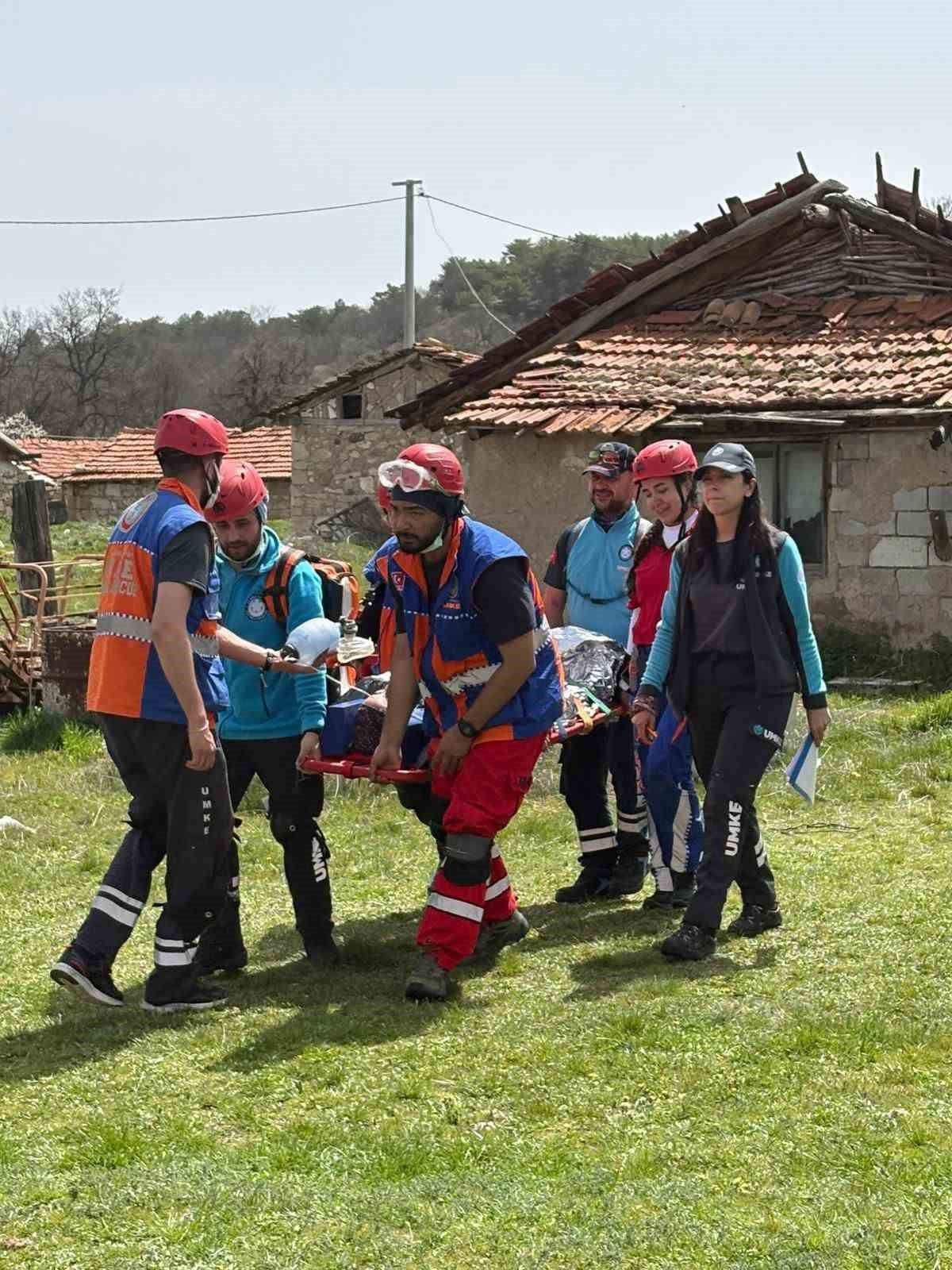 Eskişehir’de 45 personelin katılımıyla UMKE tatbikatı gerçekleştirildi
