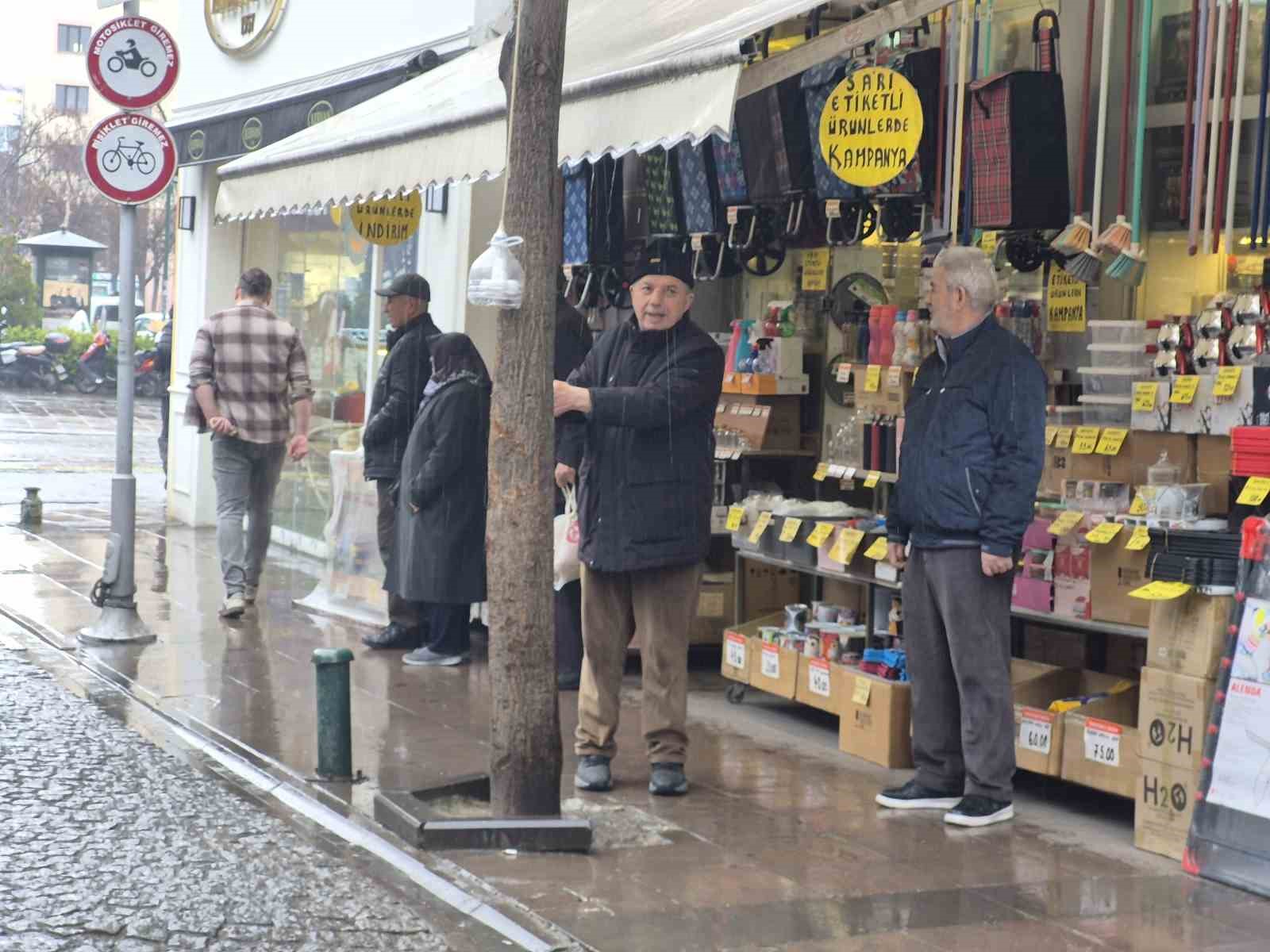 Eskişehir’de beklenen yağmur geldi
