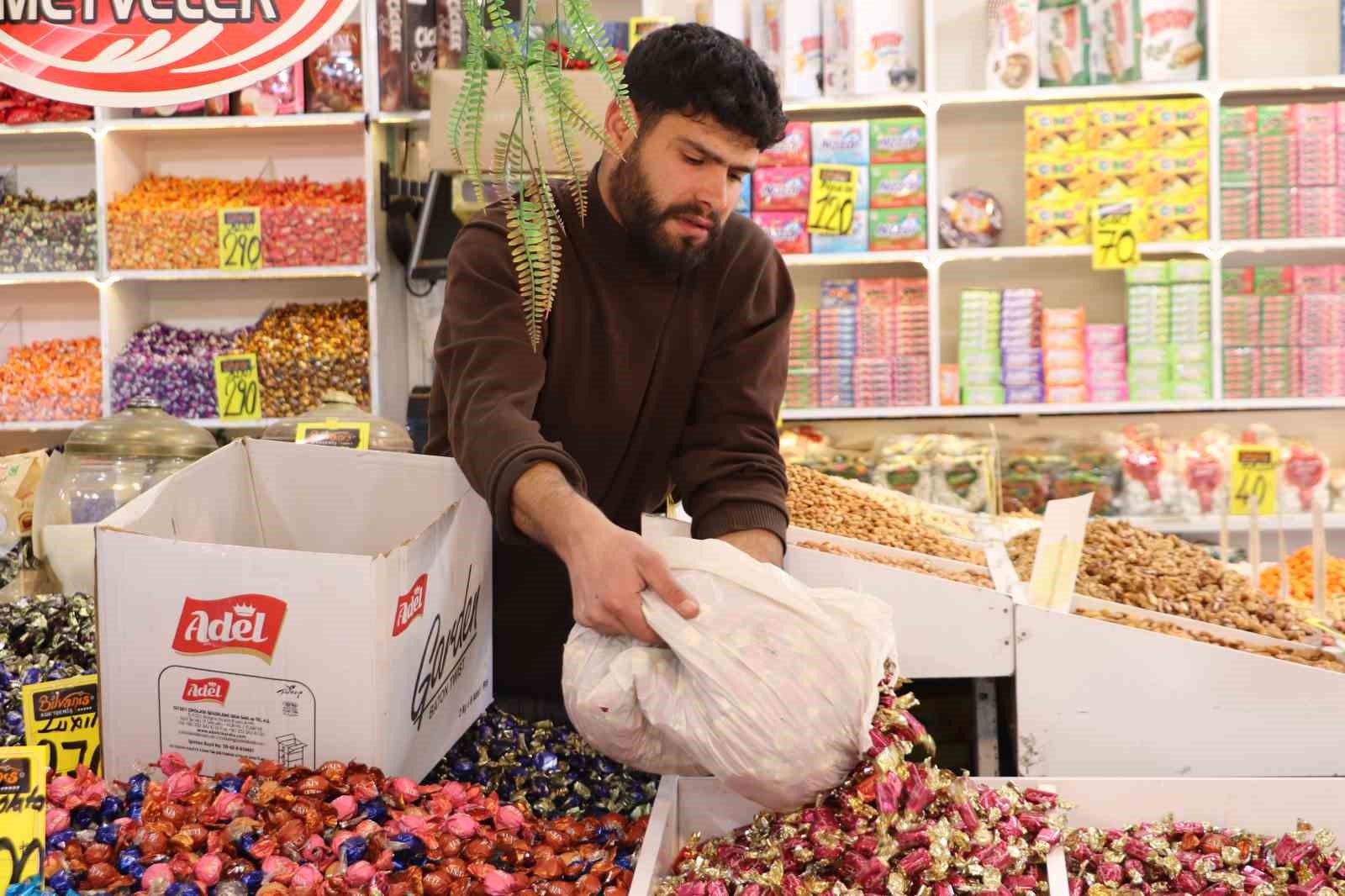 Eskişehir’de çarşısında bayram hareketliliği
