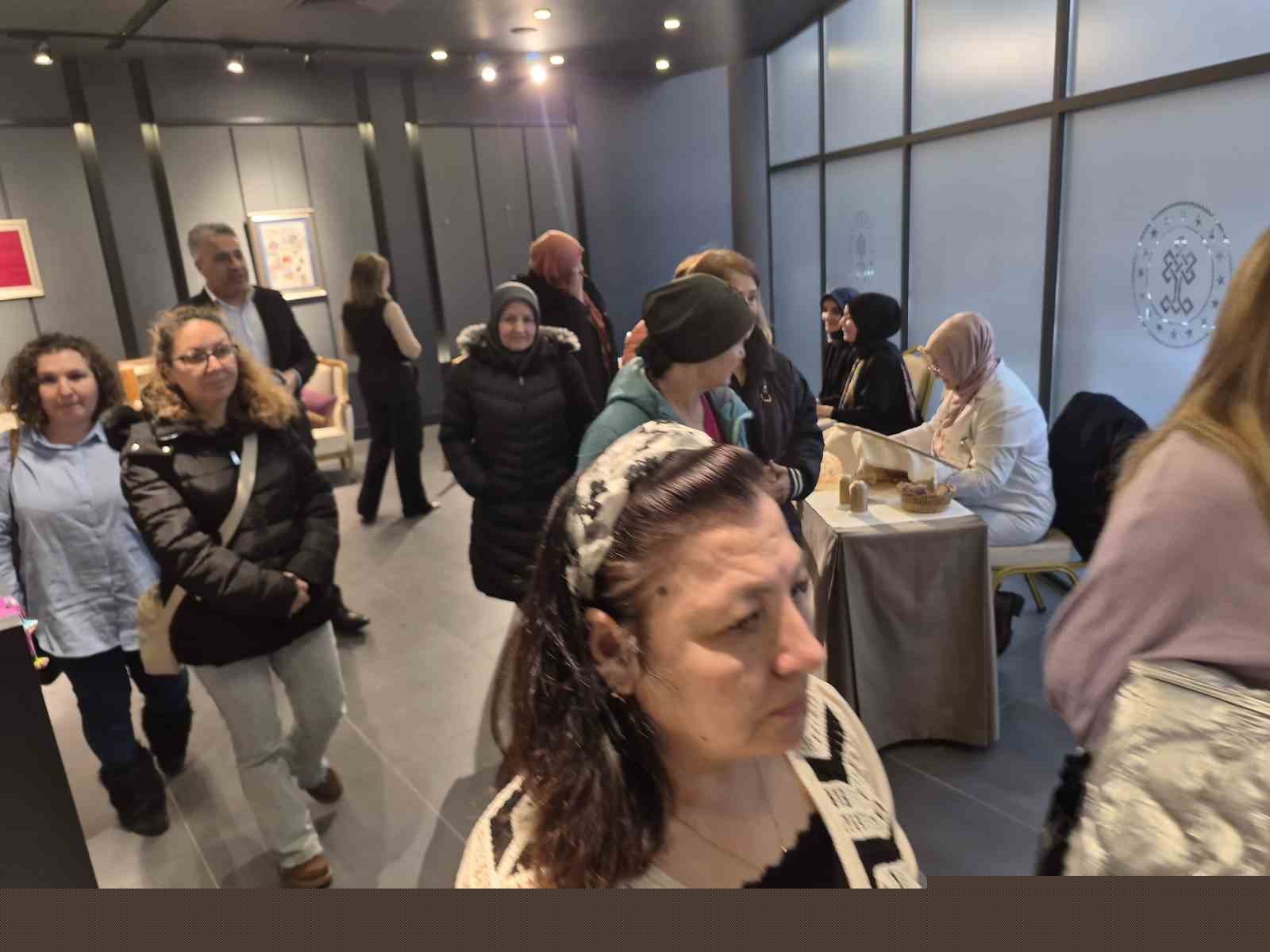 Eskişehir’de "Emeğin En Kıymetli, Kadın" sergisi kapılarını açtı
