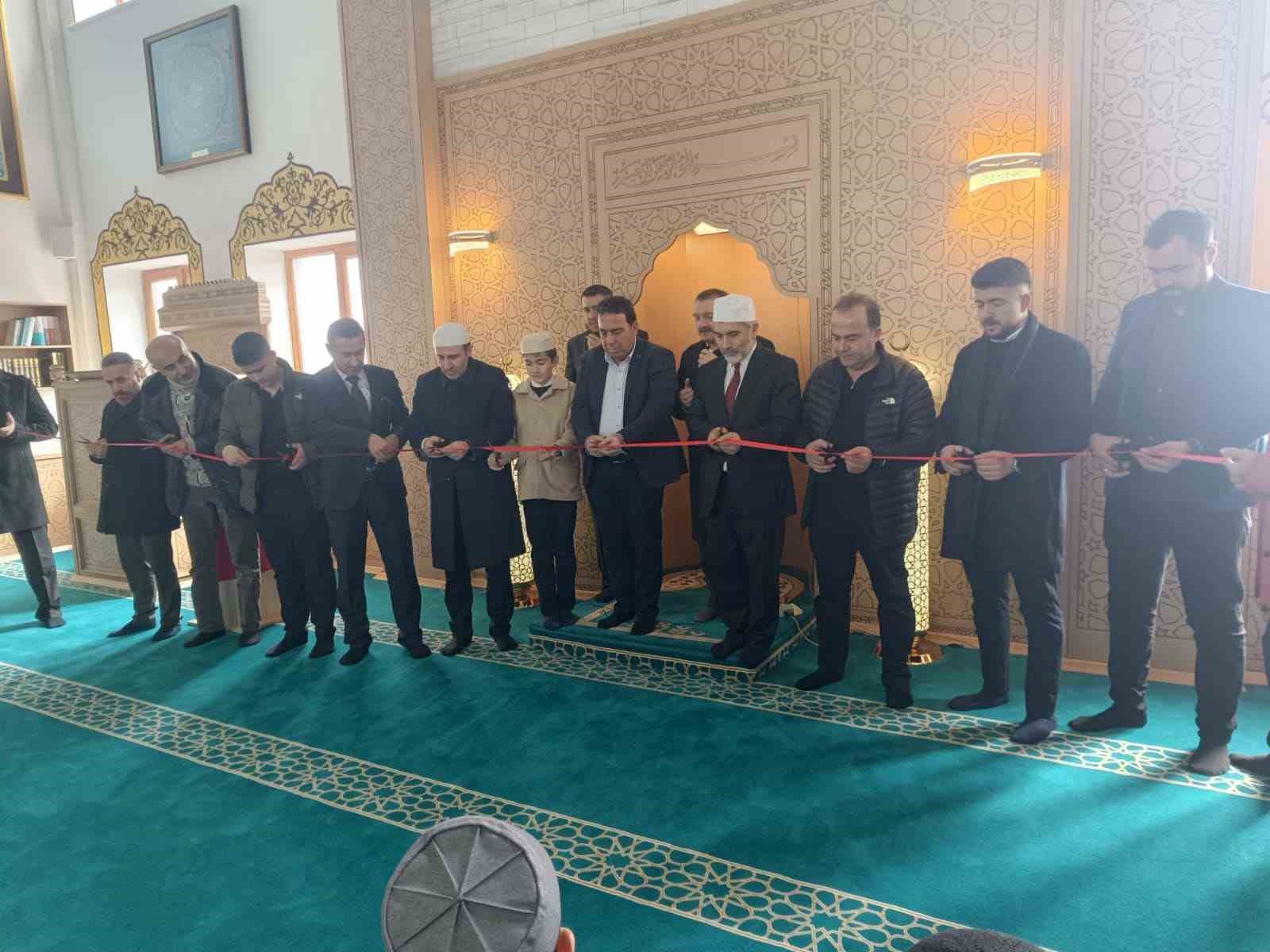 Eskişehir’de Hacı Abdil Yiğit Camii dualarla hizmete açıldı
