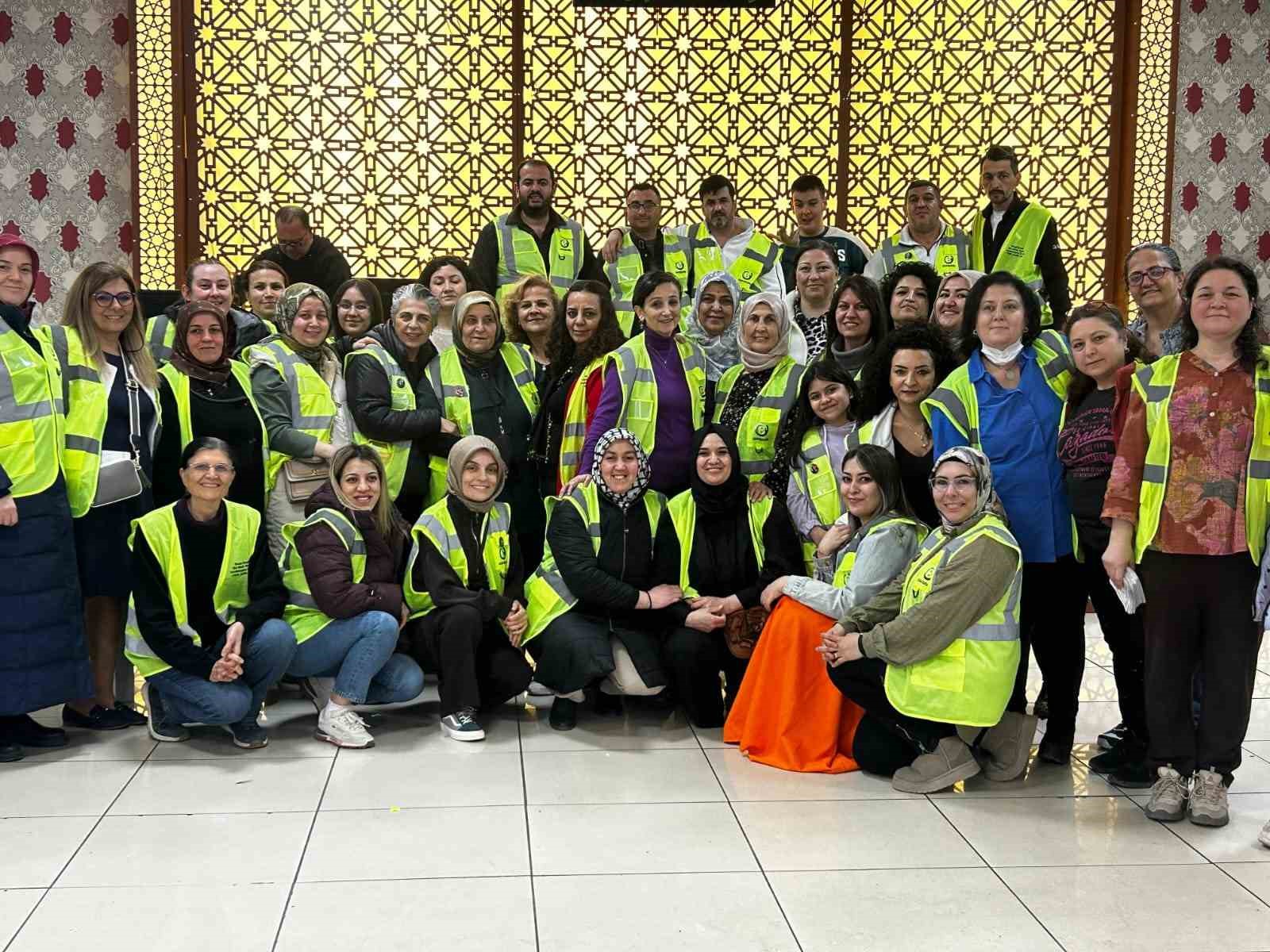 Eskişehir’de ihtiyaç sahibi aileler iftarda buluştu
