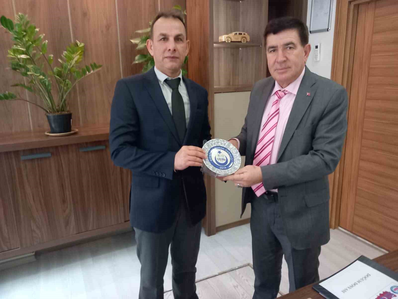 Eskişehir’de nüfus ve vatandaşlık hizmetleri
Eskişehir’de nüfus ve vatandaşlık hizmetleri