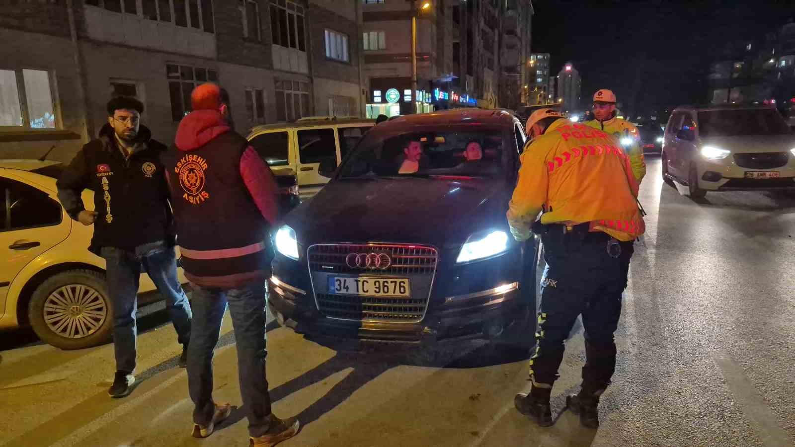 Eskişehir’de polis ekiplerince 328 şahıs ve 142 araç sorgulandı
