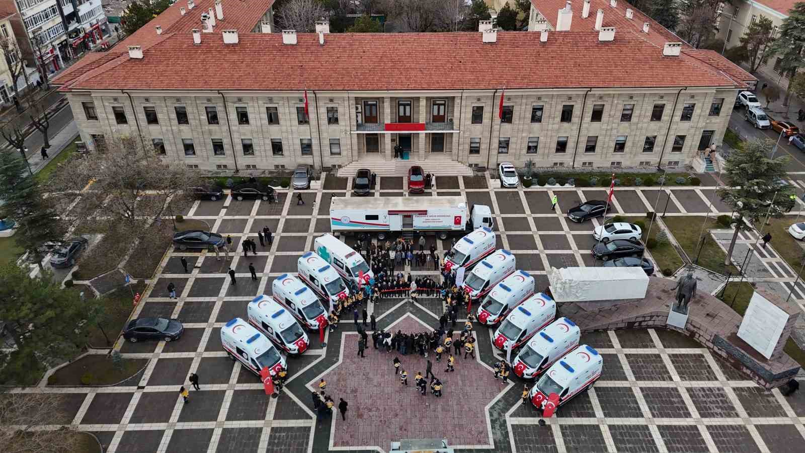 Eskişehir’de sağlık filosuna 10 yeni ambulans katıldı
