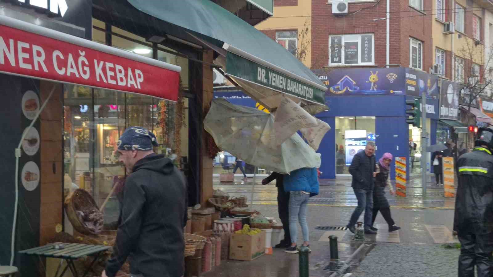 Eskişehir’de şiddetli fırtına ve yağış
