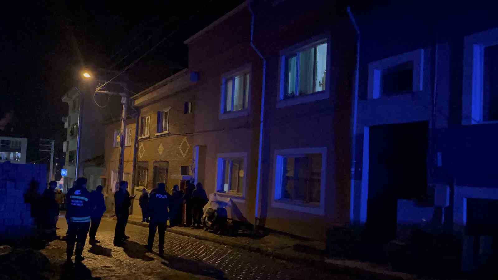 Eskişehir’de üçüncü kattan düşen şahıs ağır yaralandı
