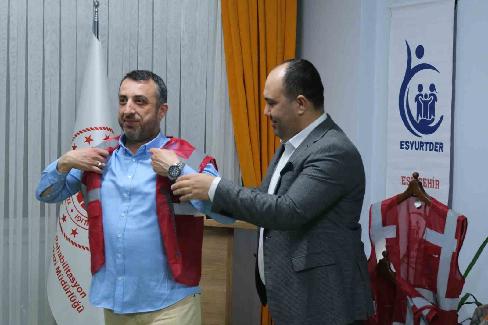 Eskişehir’de vefa sofrası: Devlet korumasında yetişen gençler iftarda buluştu
