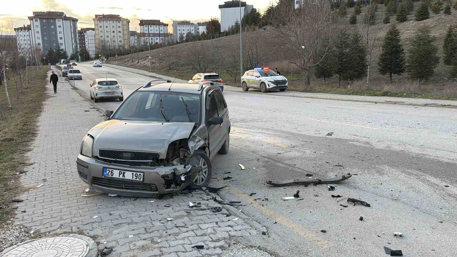 Eskişehir’de zincirleme kaza: 6 yaralı
