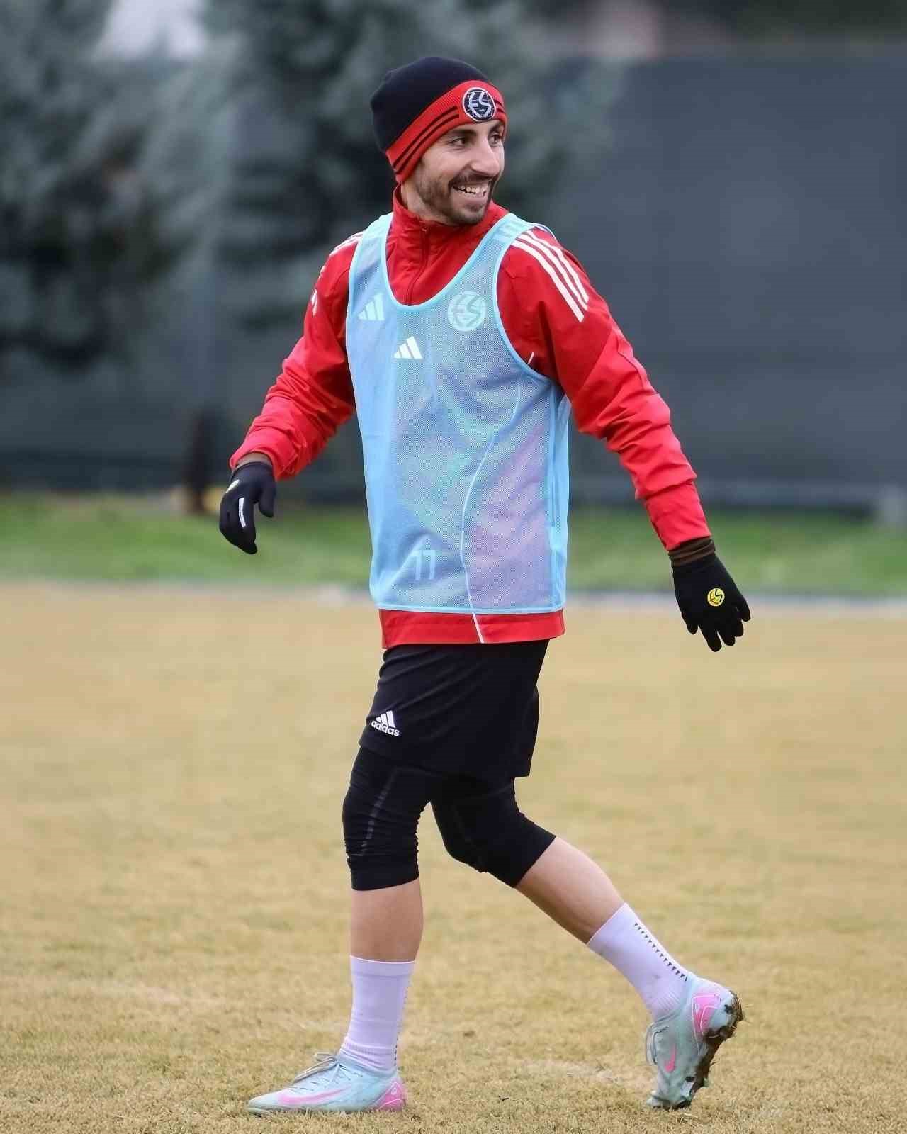 Eskişehirspor, Altay karşılaşmasına hazırlanıyor
