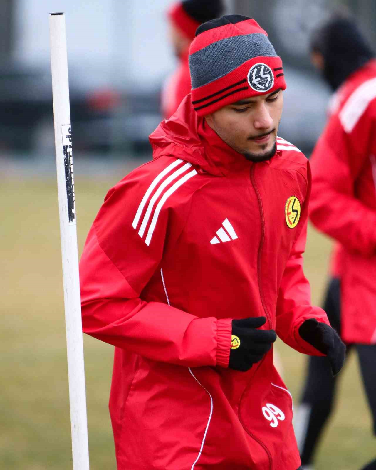 Eskişehirspor deplasmana hazırlanıyor
