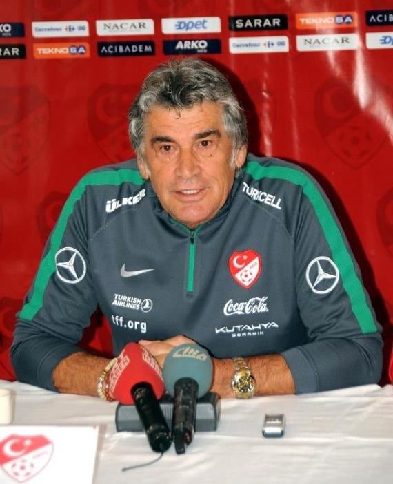 Eskişehirspor formasıyla gol kralı olan Ömer Kaner vefat etti
