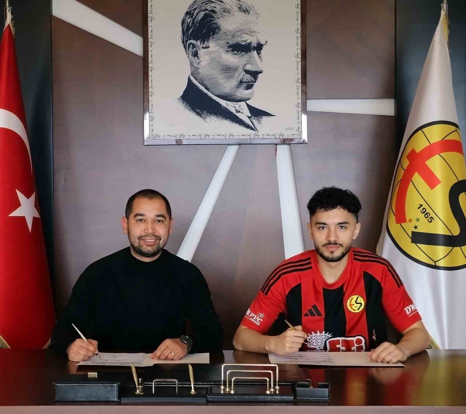 Eskişehirspor, Mert Başer’i kadrosuna kattı
