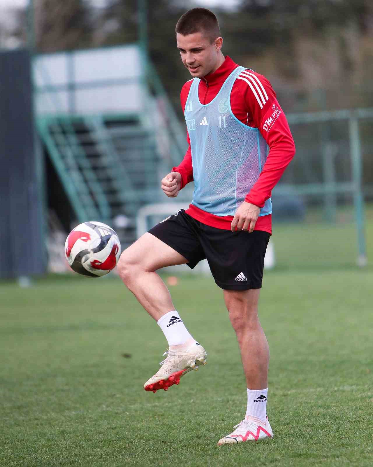 Eskişehirspor’da kritik Kütahyaspor maçı için hazırlıkları sürüyor
