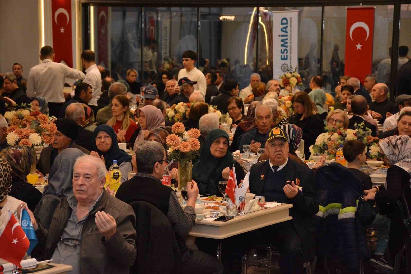 ESMİAD’dan Eskişehir’e vefa gecesi
ESMİAD’dan Eskişehir’e vefa gecesi