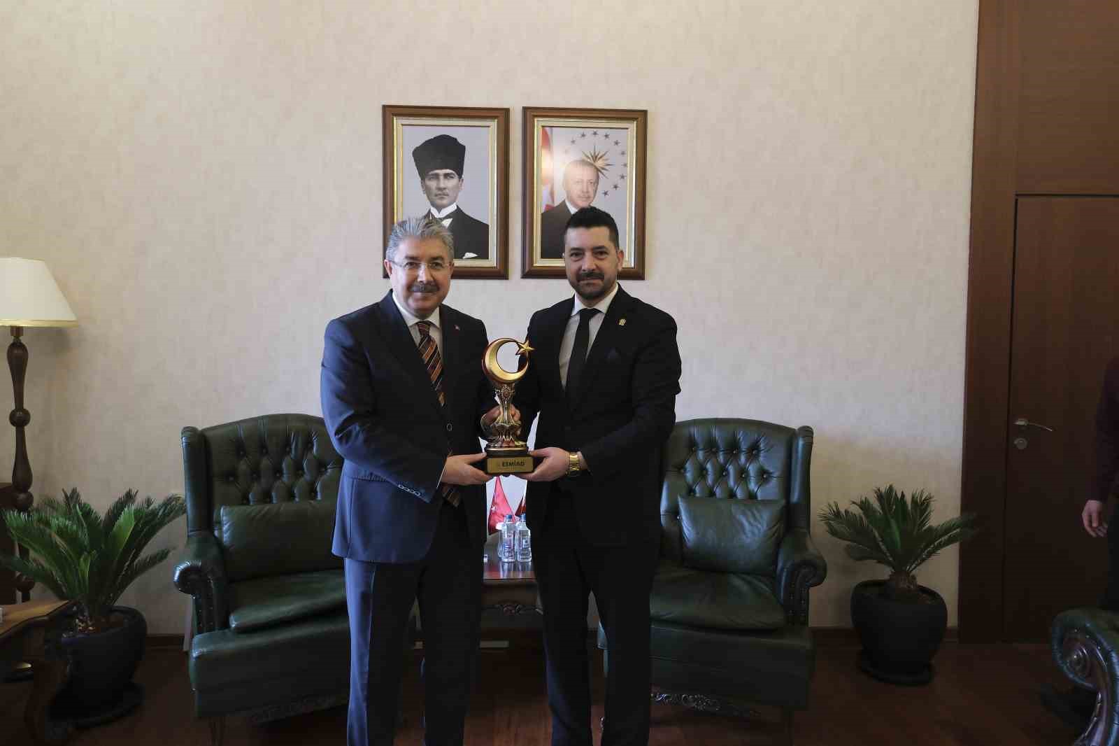 ESMİAD’dan Vali Yılmaz’a ziyaret
