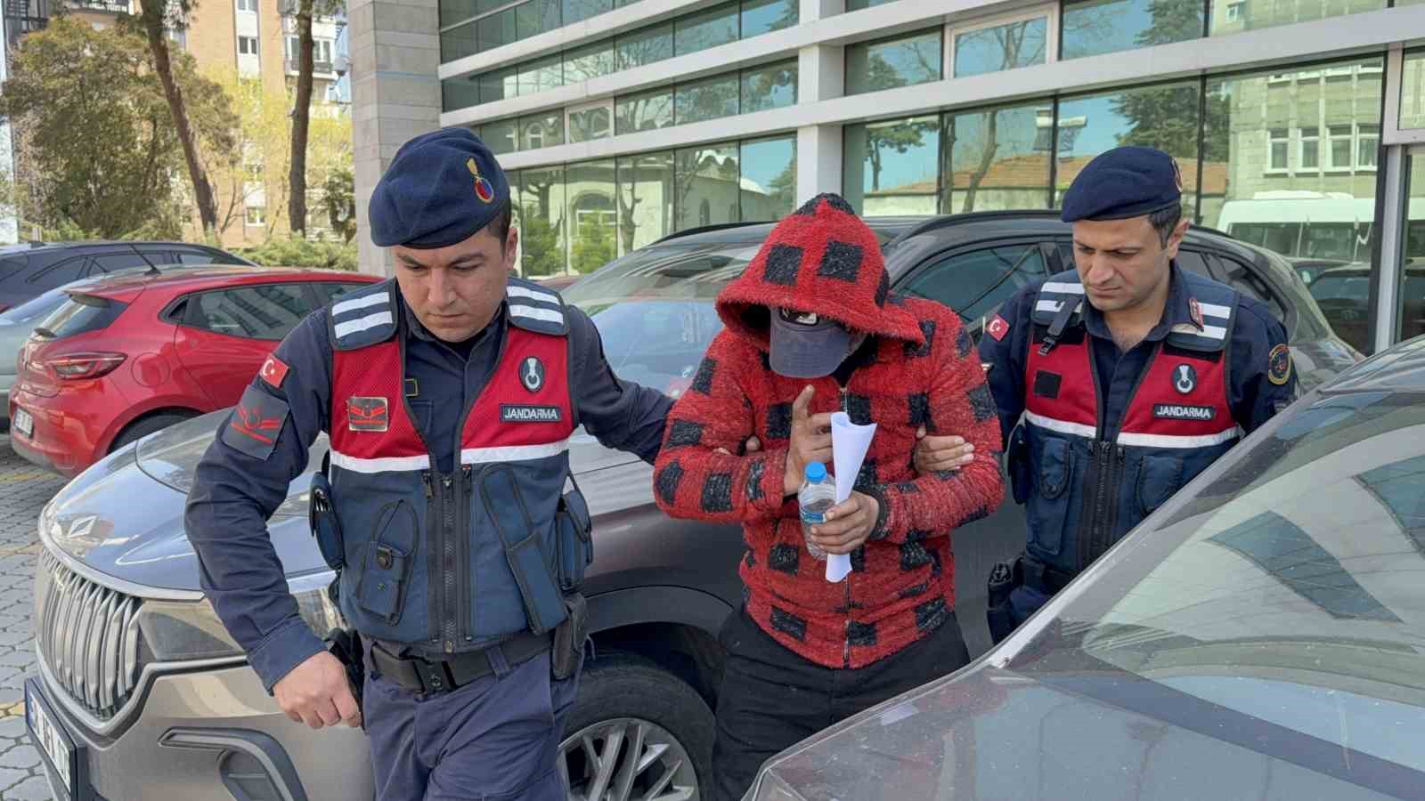 Esrarla yakalanan şüphelinin "Çöpte buldum" savunması tutmadı
