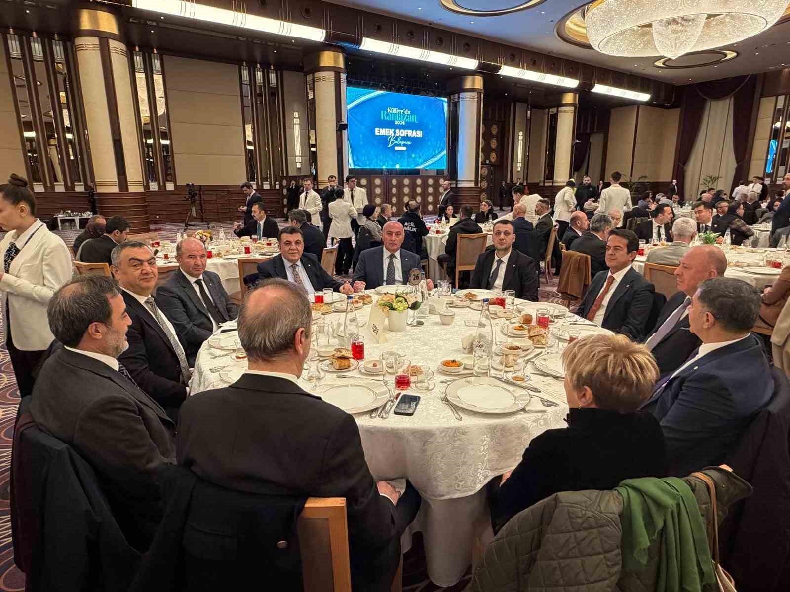ETSO Başkanı Saim Özakalın, 