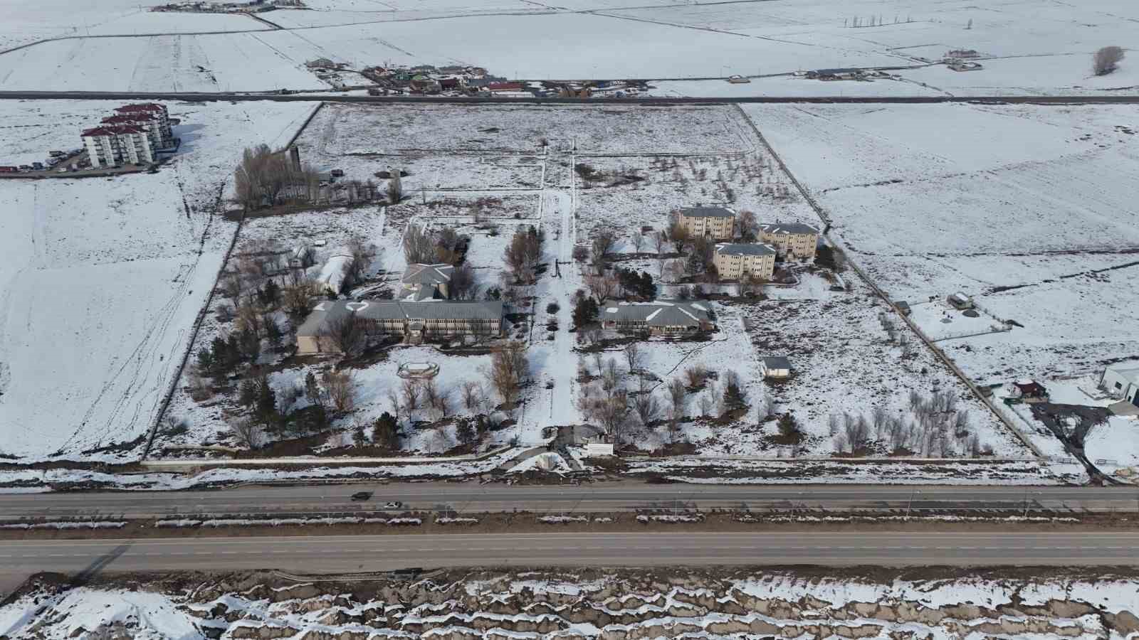 ETSO Vakfı Mütevelli Heyetinden OSB’ye tam yetki
ETSO Vakfı Mütevelli Heyetinden OSB’ye tam yetki