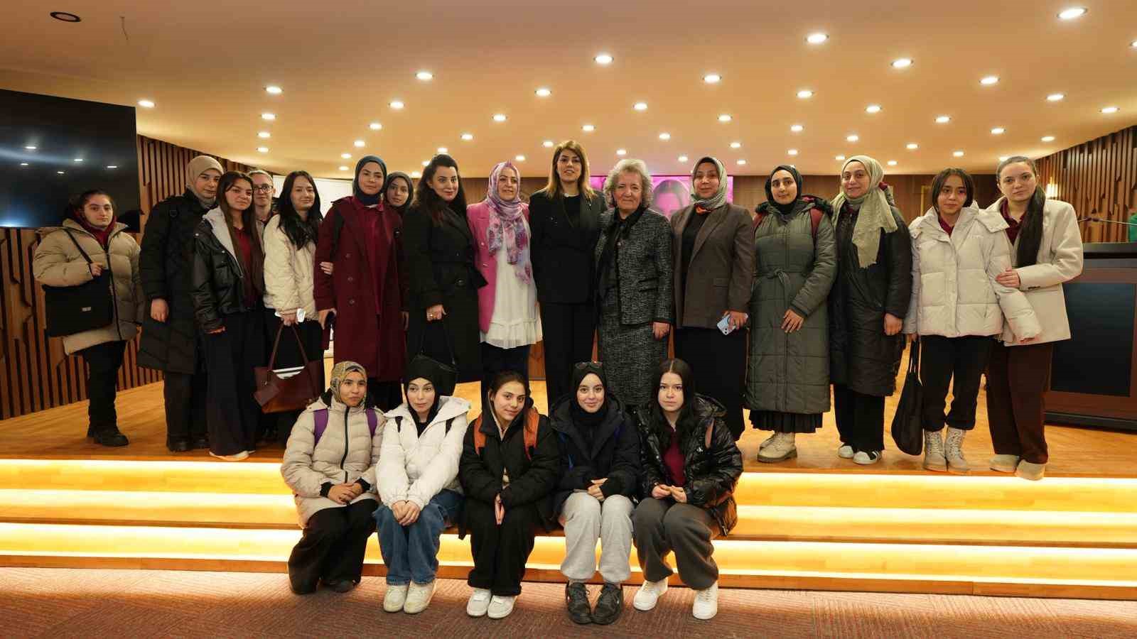 ETSO’da 8 Mart’a özel "Erzurum Hanımefendileri" söyleşisi
