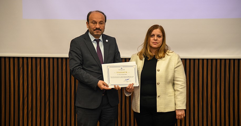 ETÜ’de 14 Mart Tıp Bayramında "Sağlıkta vefa ve etik" paneli
