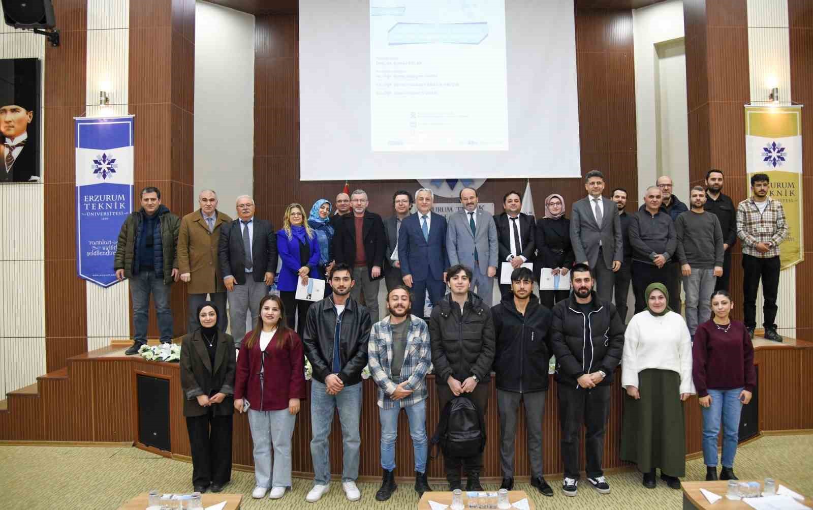 ETÜ’de "İstiklal Marşı’nın Kabulünün 105. yılı ve Mehmet Akif Ersoy" paneli düzenlendi
