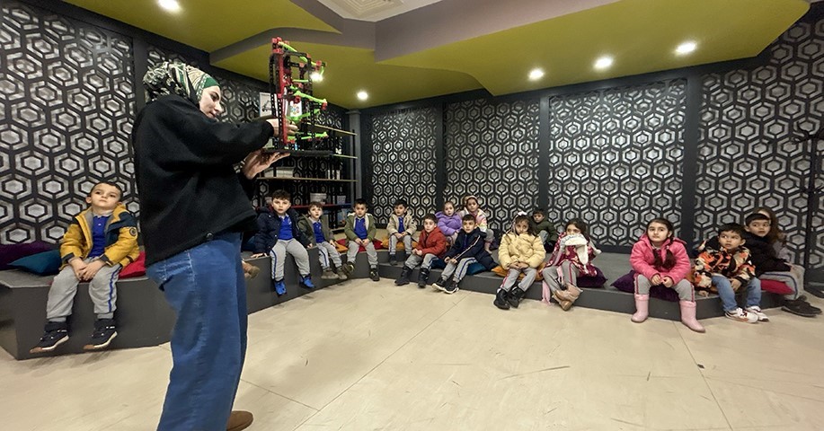 ETÜ’de Psikoloji Araştırma ve Uygulama Merkezi açıldı
ETÜ’de Psikoloji Araştırma ve Uygulama Merkezi açıldı