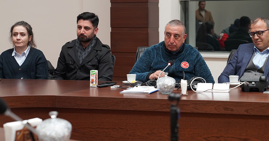 ETÜ’lü Bingül kardeşler, Zihinsel Engelliler Dünya Kayak Şampiyonası’nda 6 madalya kazandı
