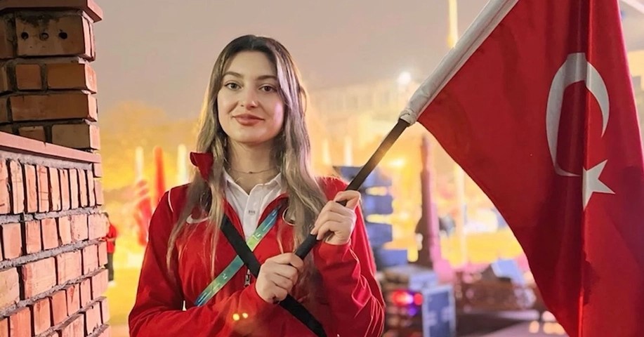 ETÜ’lü Damla Köse Avrupa Şampiyonasında altın madalya kazandı
ETÜ’lü Damla Köse Avrupa Şampiyonasında altın madalya kazandı