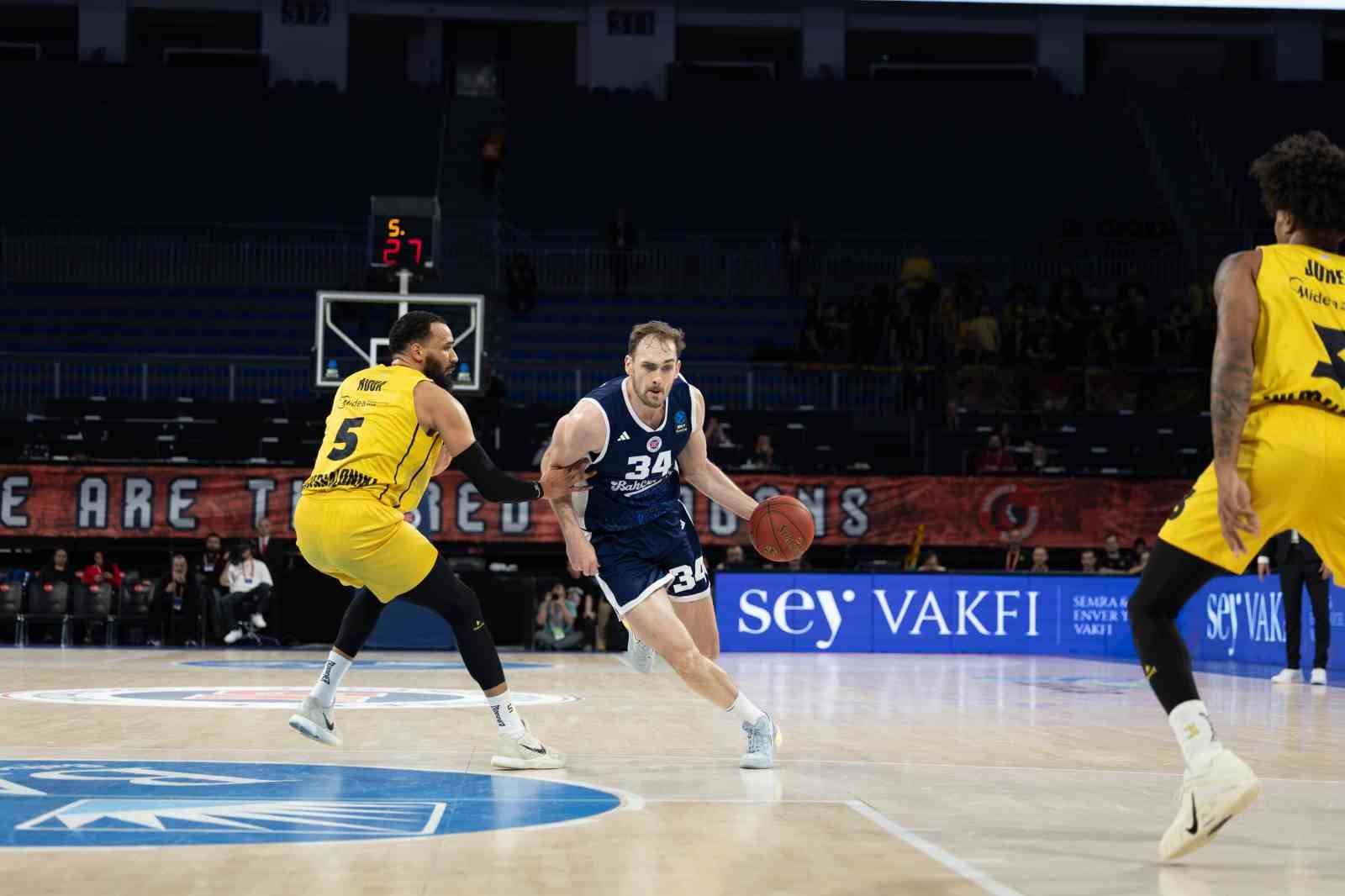 Eurocup: Bahçeşehir Koleji: 81 - Aris: 79
