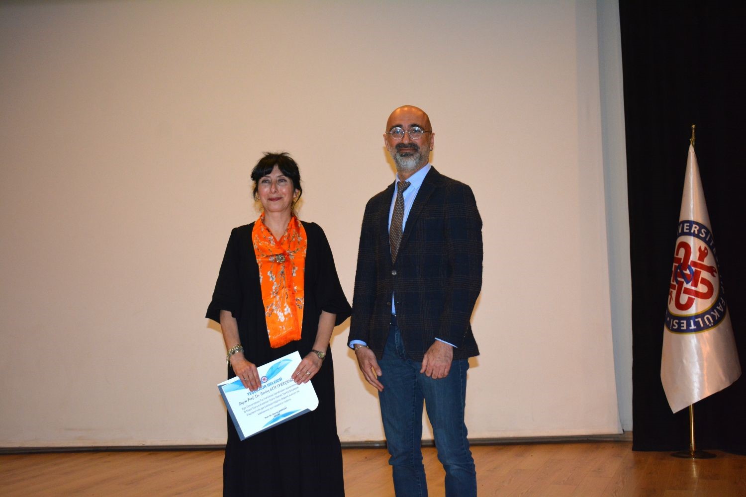 EÜTF’de Türk seramik sanatında kadın imajı ve estetik yolculuğu konuşuldu
