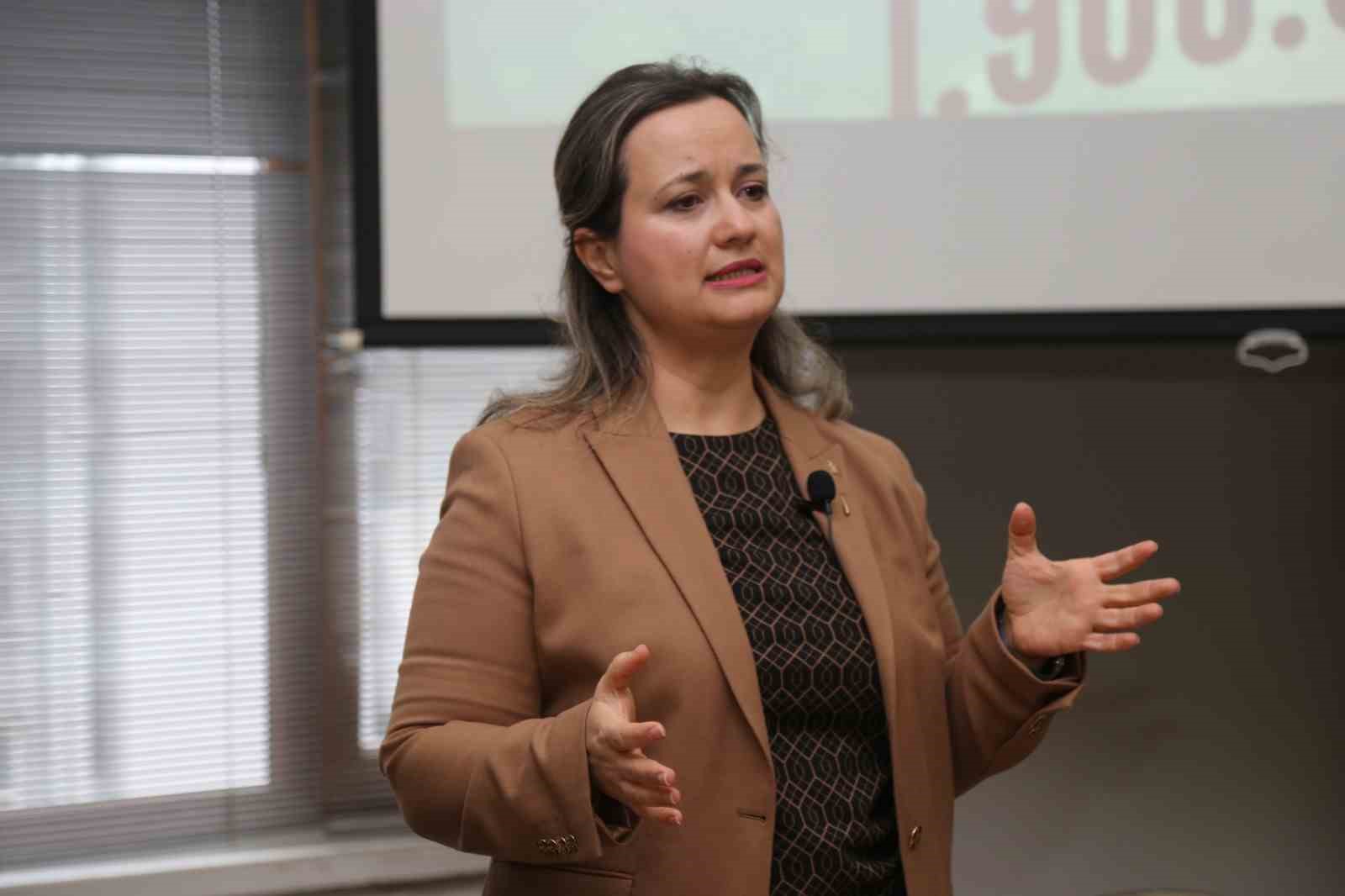 ’Ev Eksenli Çalışma ve Dijital Girişimcilik Eğitimleri’ tamamlandı
