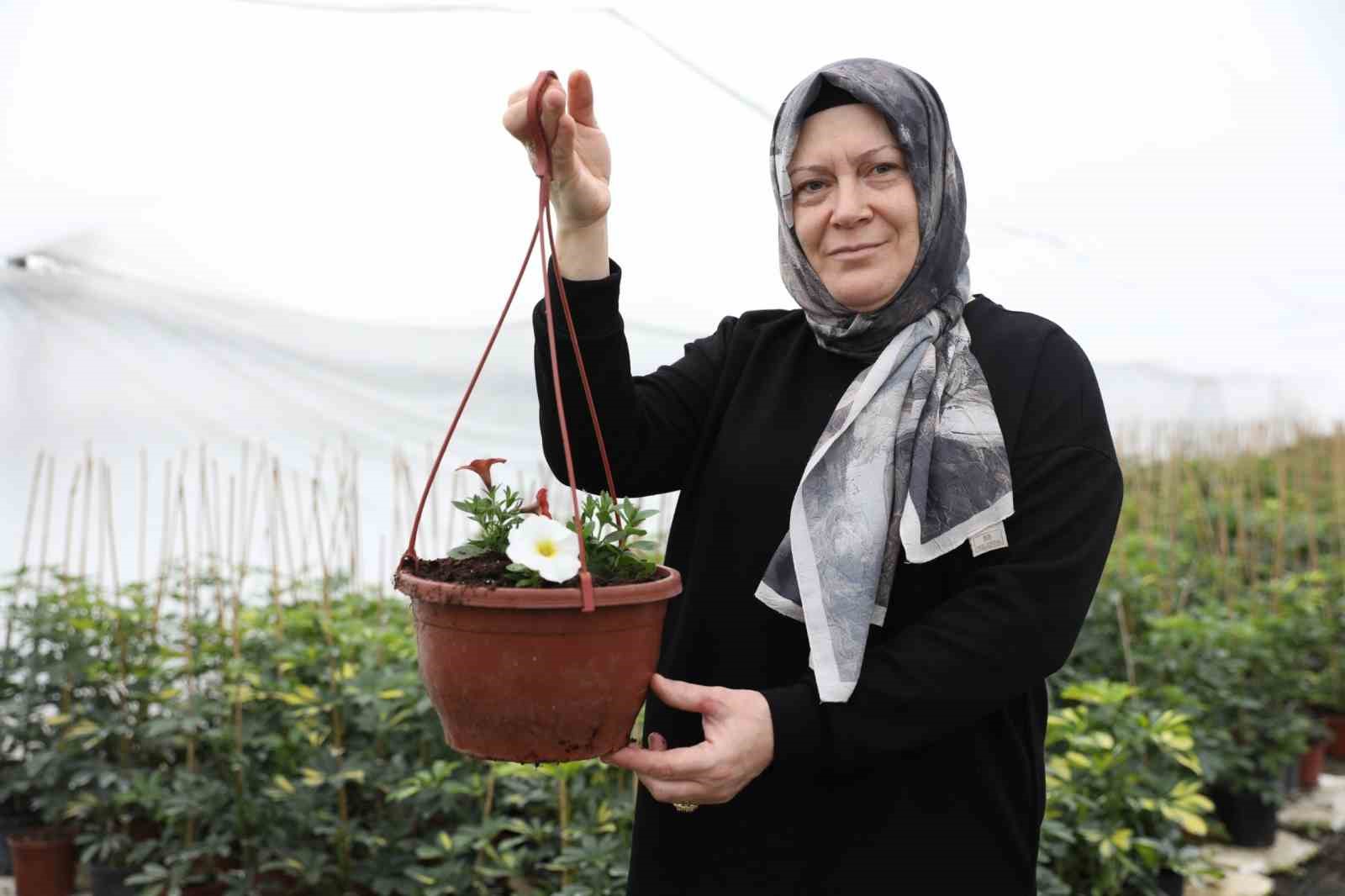 Ev hanımı kendi işinin patronu oldu
