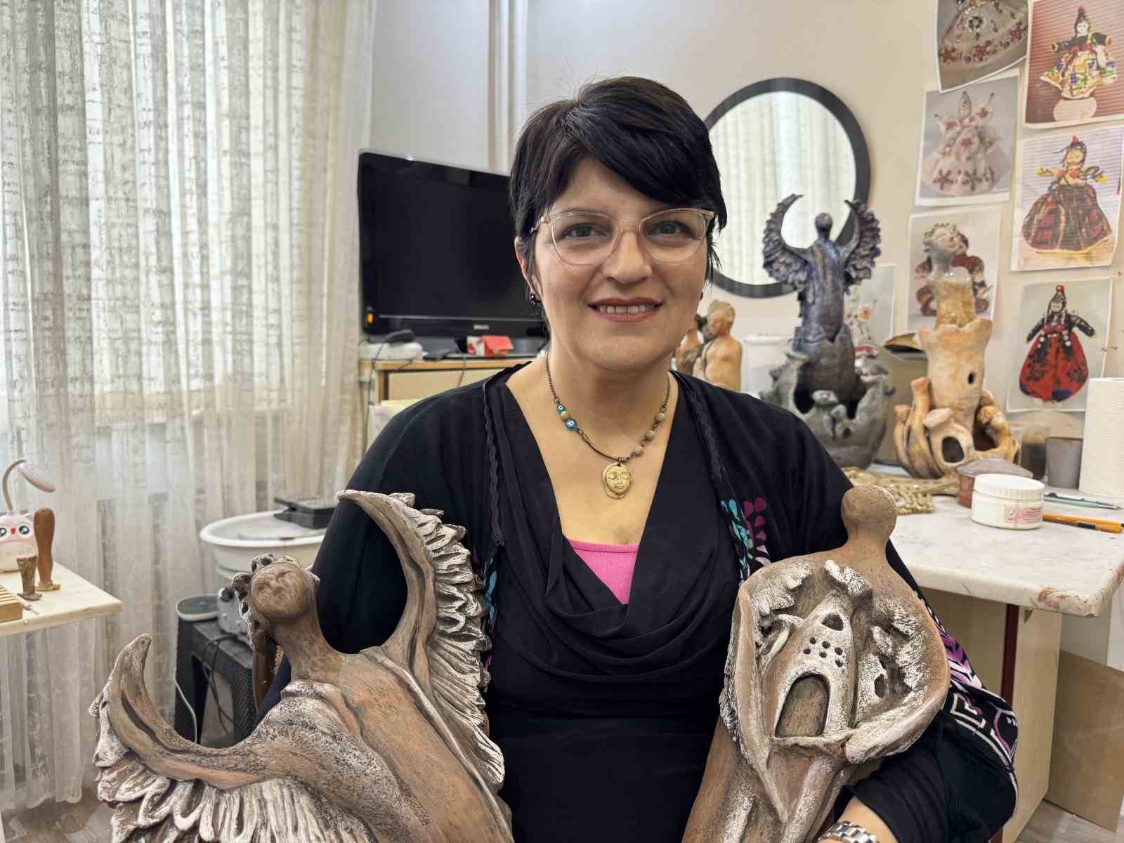 Evde sanat atölyesi
