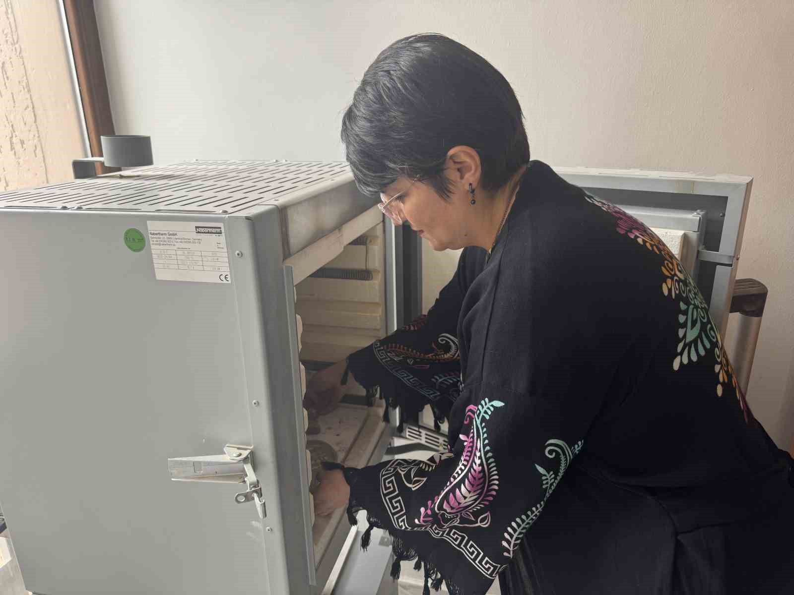 Evde sanat atölyesi
