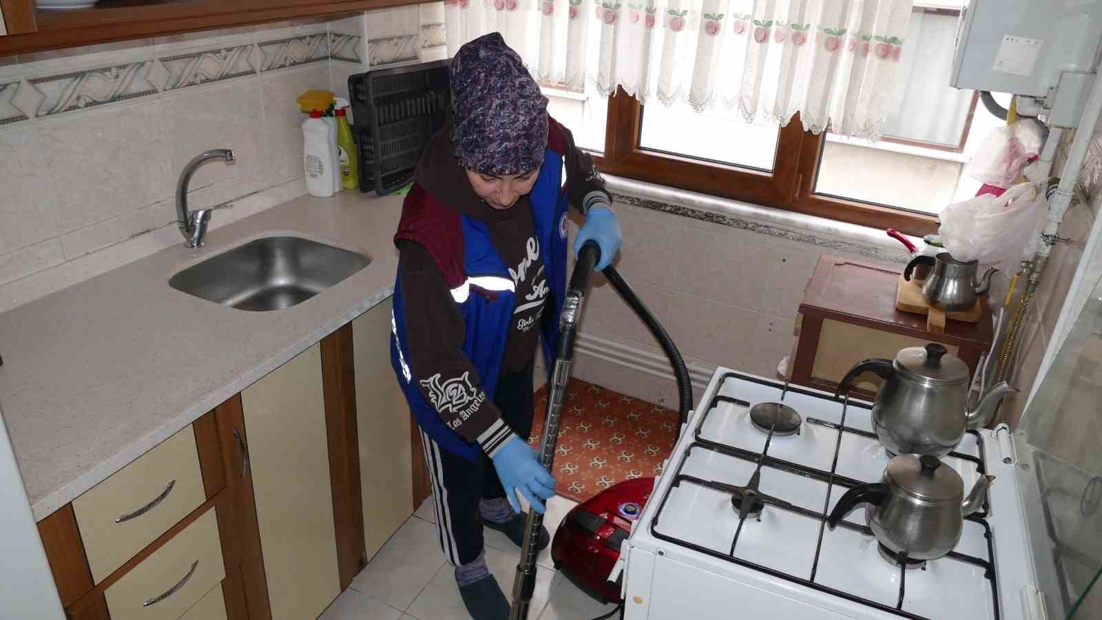 Evde temizlik hizmetlerinden binlerce kişi yararlandı
