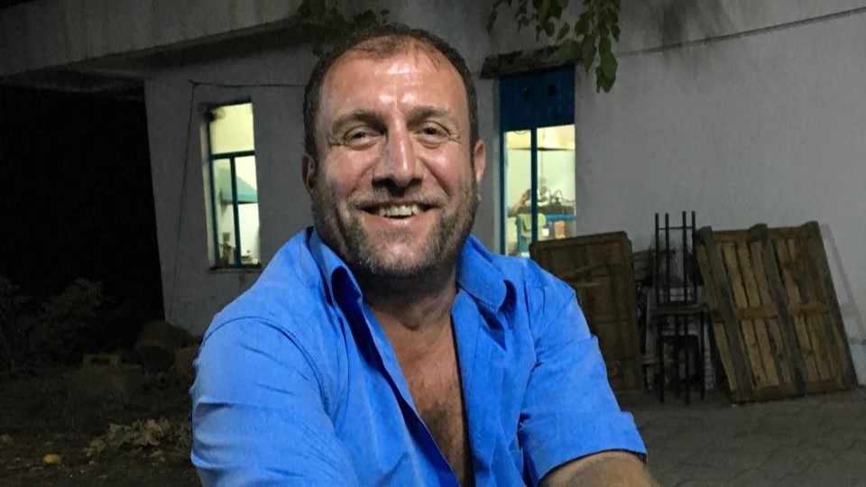 Evinde sahte içki içti, saatler sonra ölü bulundu
