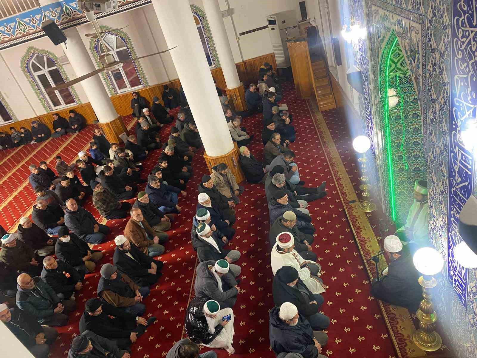 Evliya Çelebi Camii’nde sabah namazı buluşması gerçekleştirildi
